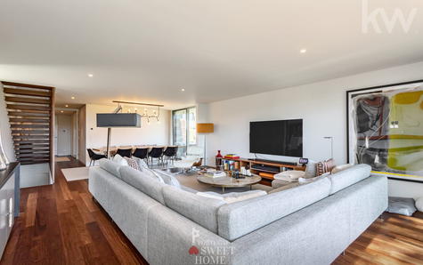 Sala (58 m2) com zona de estar e de jantar