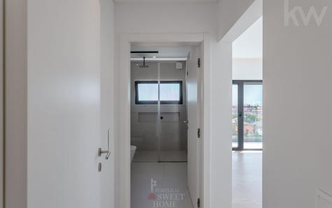 Uma das 1 das 5 casas de banho da casa