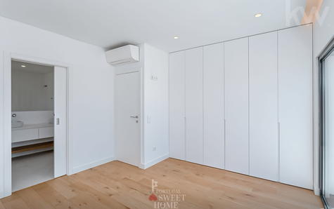 Uma das 3 suítes localizadas no piso superior