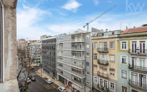 View towards Luciano Cordeiro Street