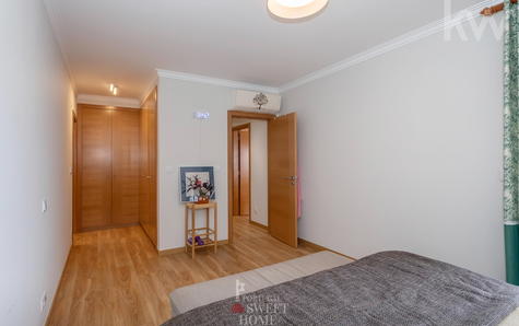 Suíte principal com WC, com uma área total de 17,8 m2