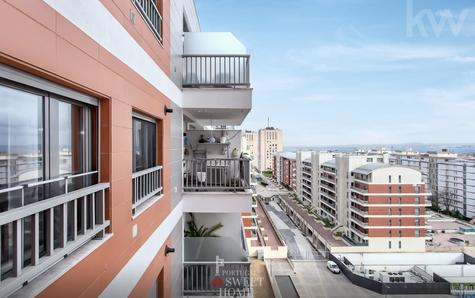Vista da varanda sobre o Parque das Nações, até ao Rio Tejo