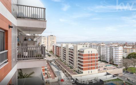 Vista da varanda sobre o Parque das Nações, até ao Rio Tejo