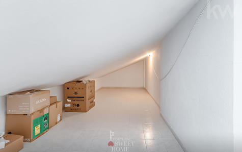Arrecadação com luz natural (29 m2)