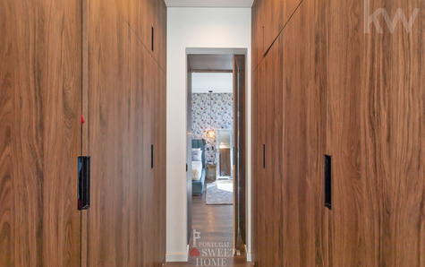 Hidden closet in the suite