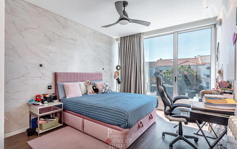 Suite on the 2nd floor with private terrace.