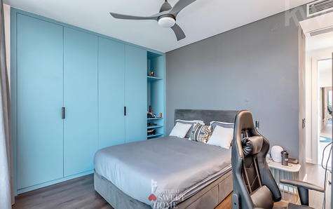 Suite no 2º piso com terraço privativo