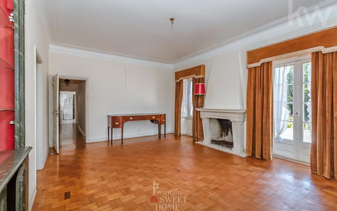 Sala no piso térreo