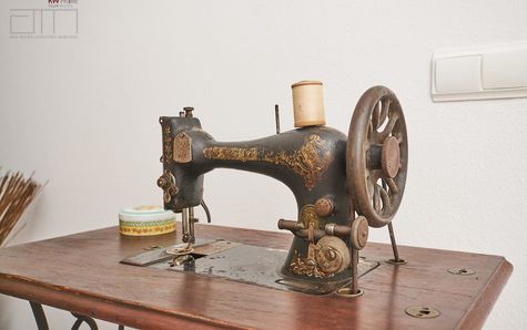 Máquina de costura tradiional