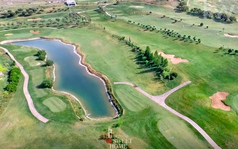 Vista aérea do campo de golf