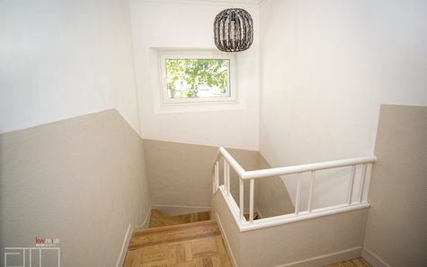 Escalier d'accès à l'étage